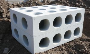 Железобетонные изделия: лотки и фундаментные блоки — как выбрать, установить и не пожалеть