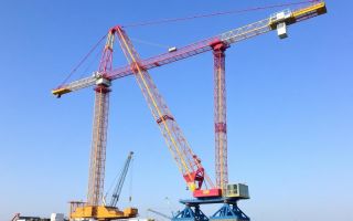 Case Study: The Largest Crane Lift in History