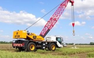 Автокраны в сельском строительстве: незаменимые помощники агрокомплекса