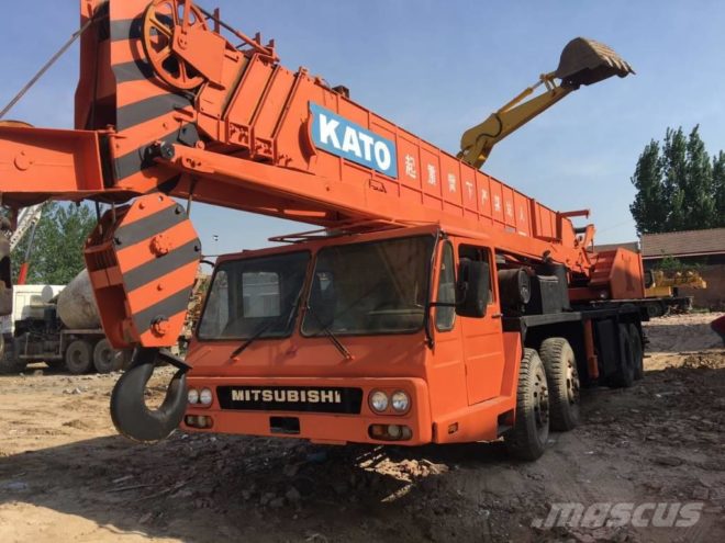 Автокран Kato NK 500