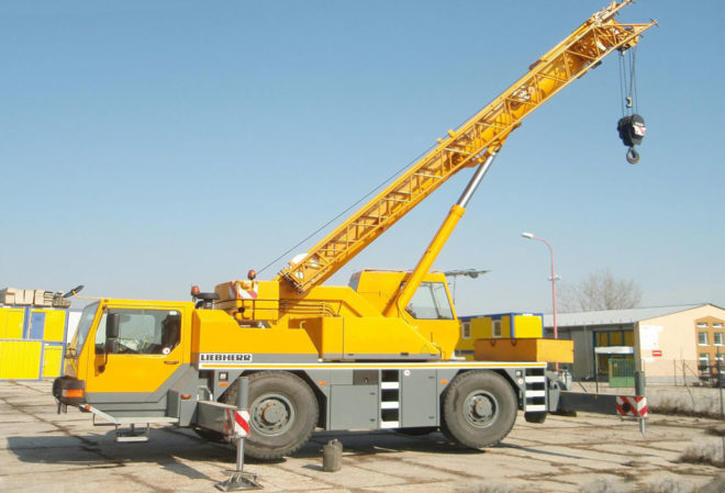 Автокран Liebherr 30 тонн