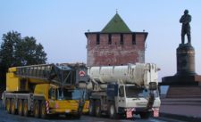 Аренда строительных автомобильных кранов в Нижнем Новгороде. Аренда автокранов 15 т, 25 т, 32 т, 50 тонн